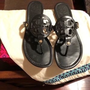 Tory Burch Miller Sandal in Black, size 8